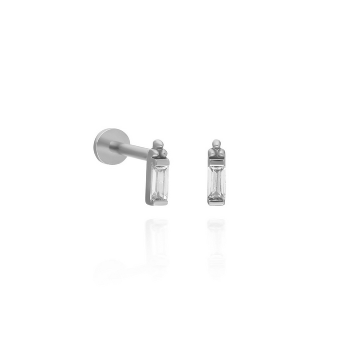 14K Solid Gold Threadless Piercing Baguette